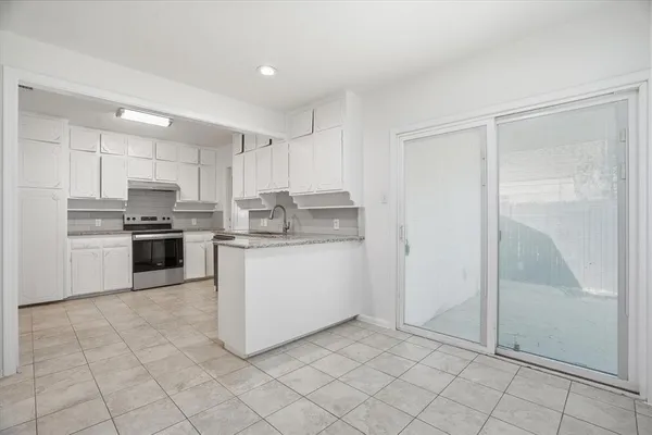 $2,495 | 6308 Malvey Avenue, Fort Worth, TX 76116