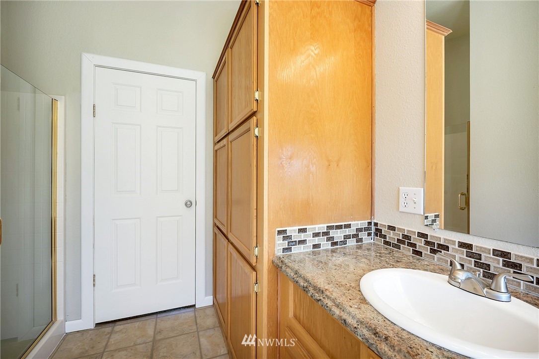 4255 Rock Road Sumas, WA 98295 - Photo 14 of 25