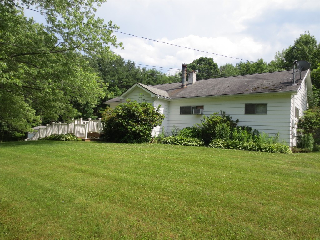 3940 Roberts Road Binghamton, NY 13903 - Photo 1 of 29 Gallery Image 1