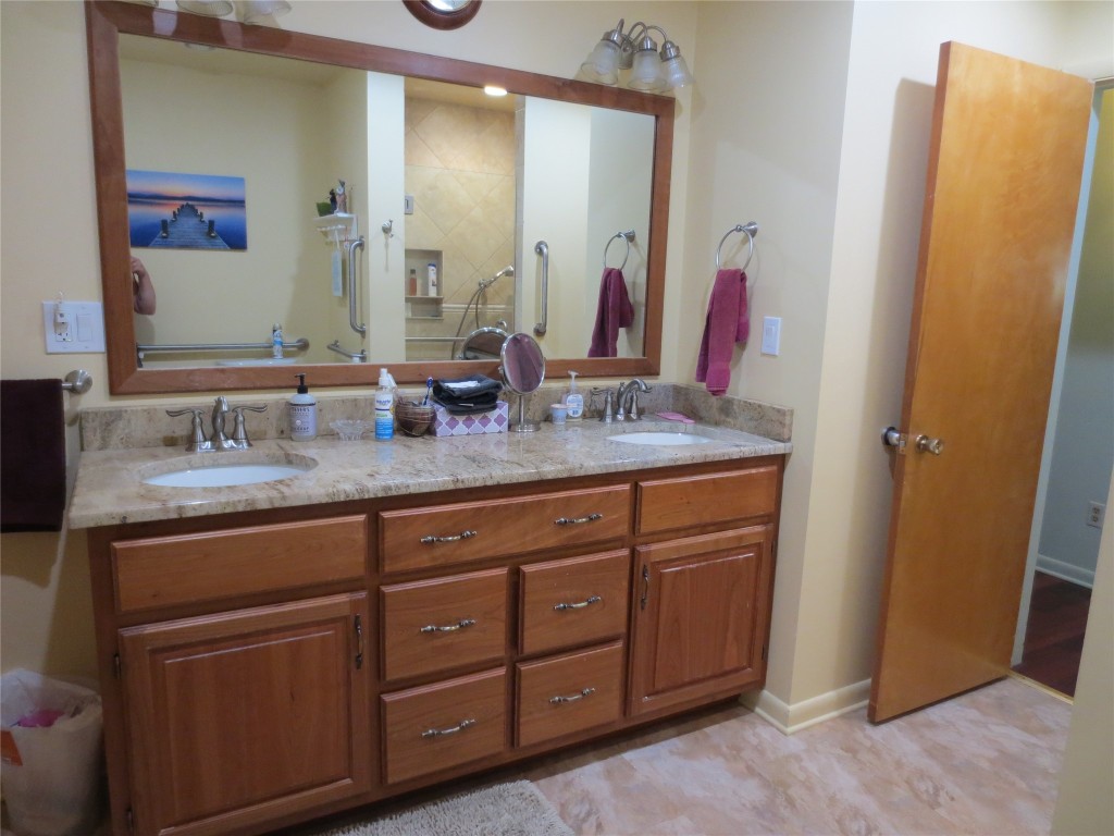 3940 Roberts Road Binghamton, NY 13903 - Photo 14 of 29 Gallery Image 14