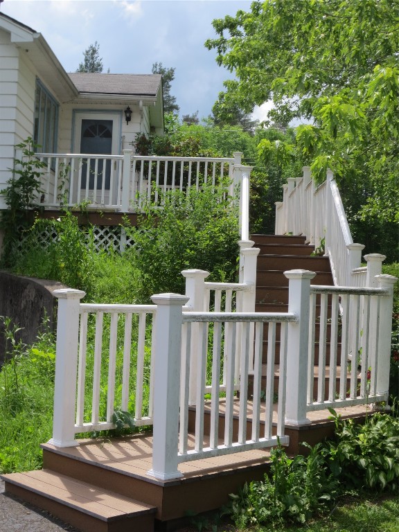 3940 Roberts Road Binghamton, NY 13903 - Photo 4 of 29 Gallery Image 4