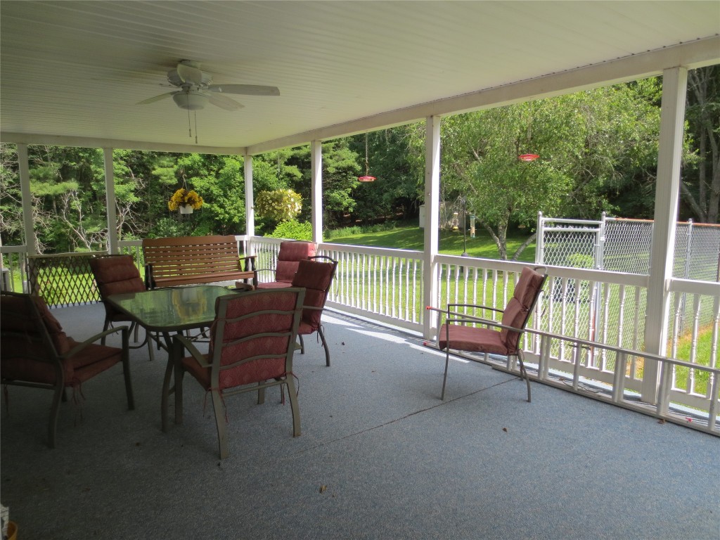 3940 Roberts Road Binghamton, NY 13903 - Photo 6 of 29 Gallery Image 6