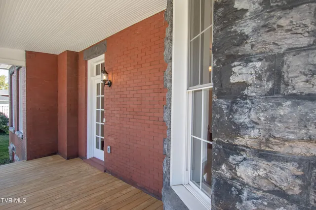 $379,000 | 805 Highland Avenue, Bristol, VA 24201