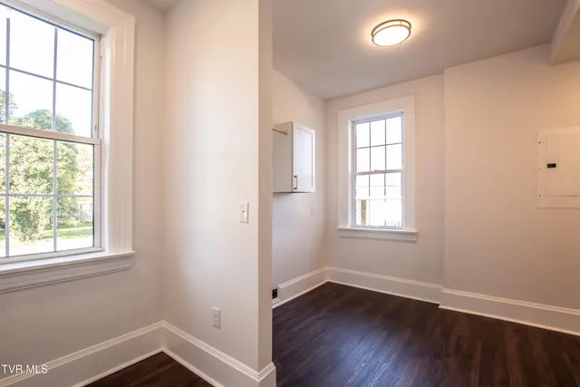 $379,000 | 805 Highland Avenue, Bristol, VA 24201