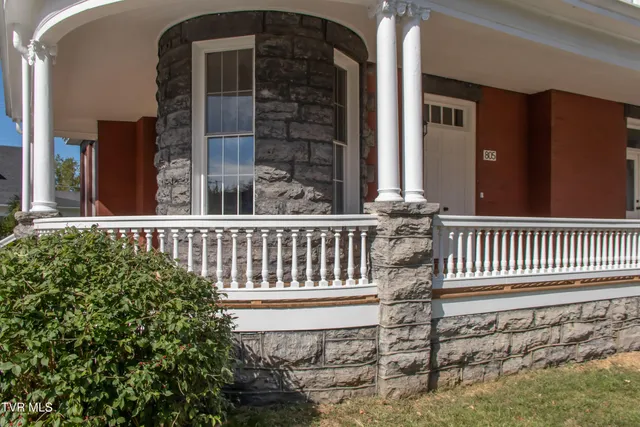 $379,000 | 805 Highland Avenue, Bristol, VA 24201