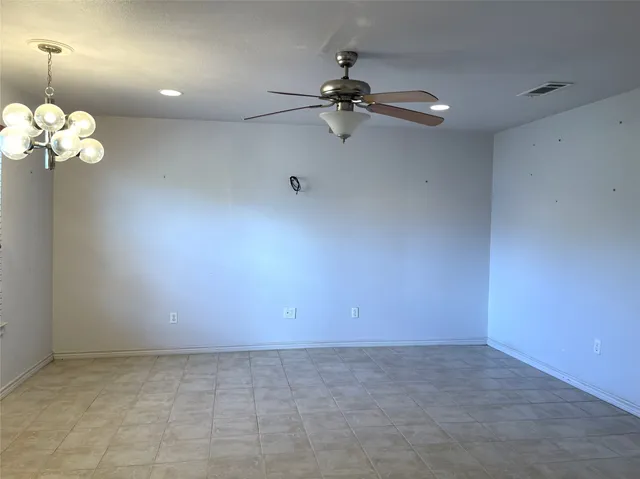 $325,000 | 121 Fcr 482, Teague, TX 75860