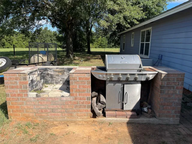 $325,000 | 121 Fcr 482, Teague, TX 75860