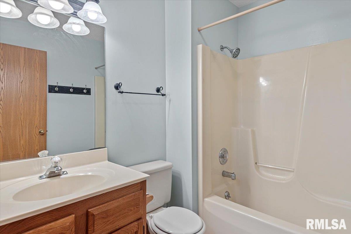 2005 Clara Mae Court Springfield, IL 62711 - Photo 19 of 24 Gallery Image 19
