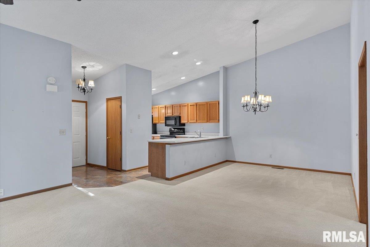 2005 Clara Mae Court Springfield, IL 62711 - Photo 6 of 24 Gallery Image 6