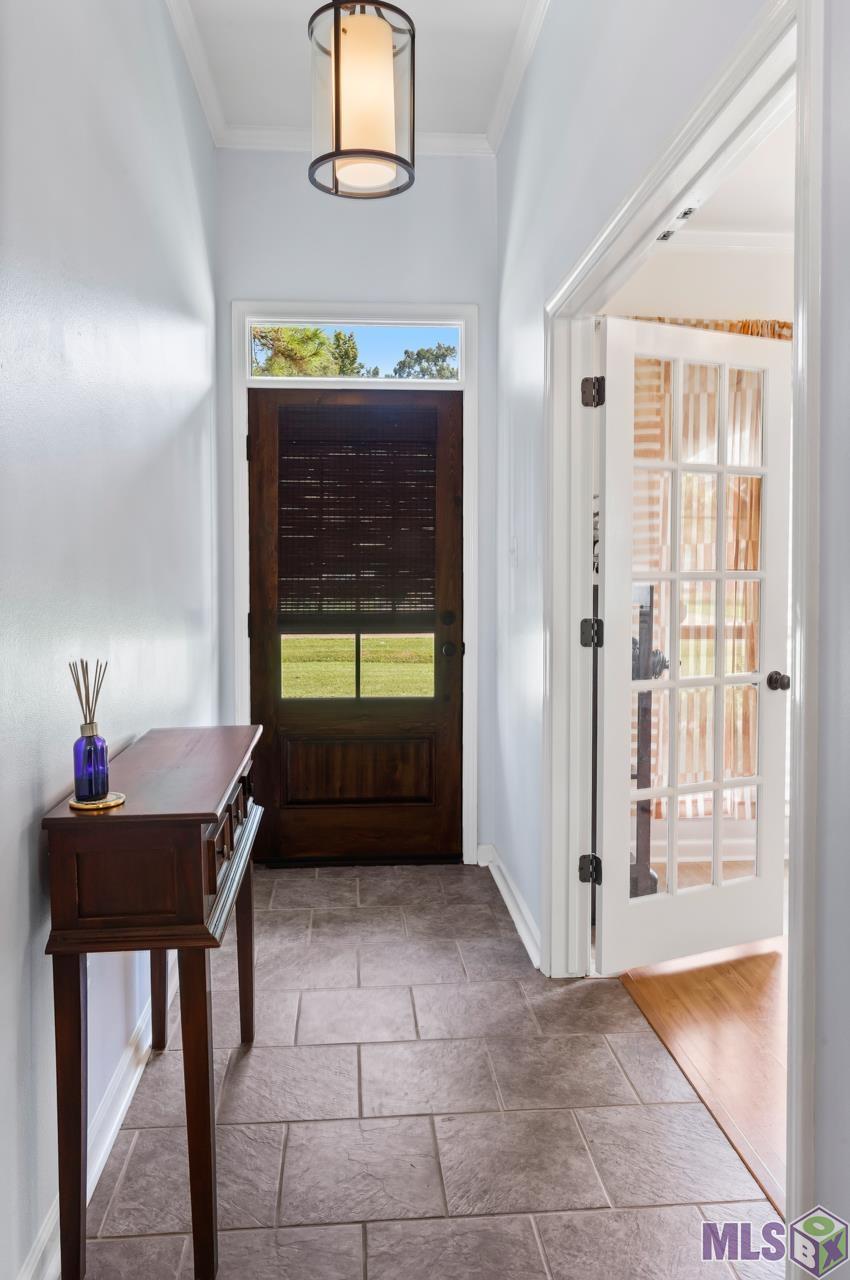 10410 Lone Pine Road Denham Springs, LA 70726 - Photo 2 of 19 Gallery Image 2