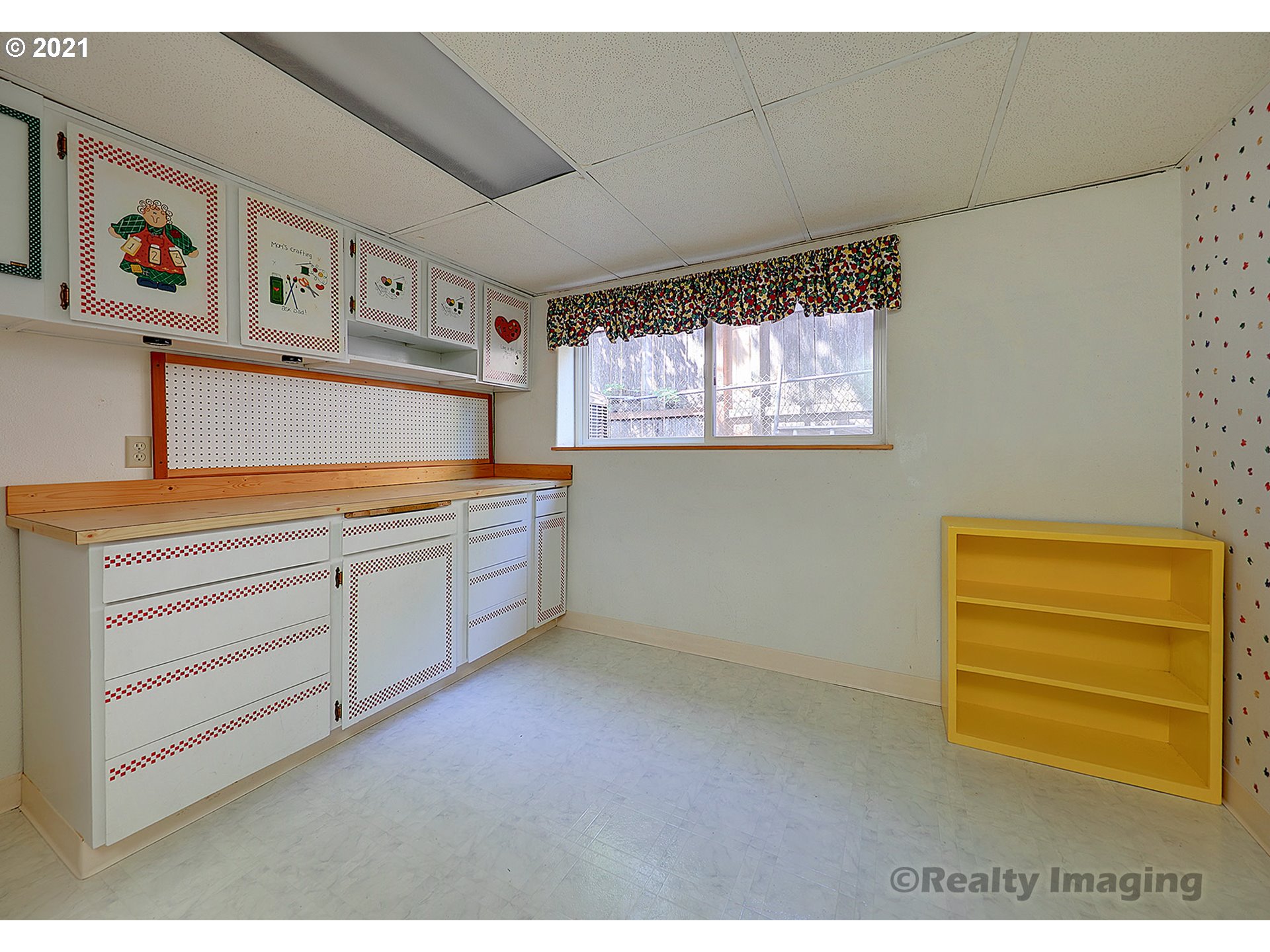 19420 Southwest Kinnaman Road Aloha, OR 97078 - Photo 22 of 32 Gallery Image 22
