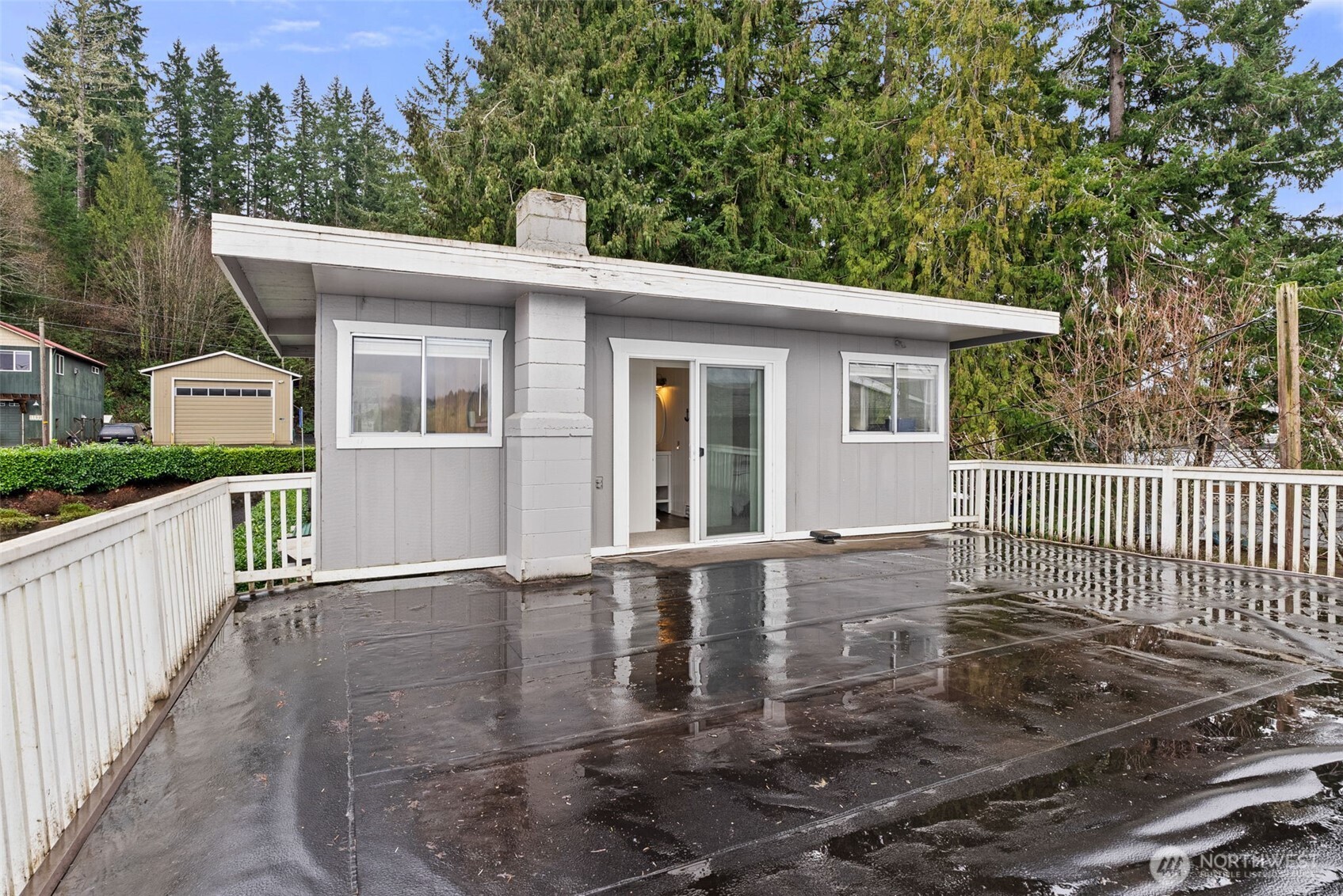 11571 Highway 106 Union, WA 98592 - Photo 31 of 38