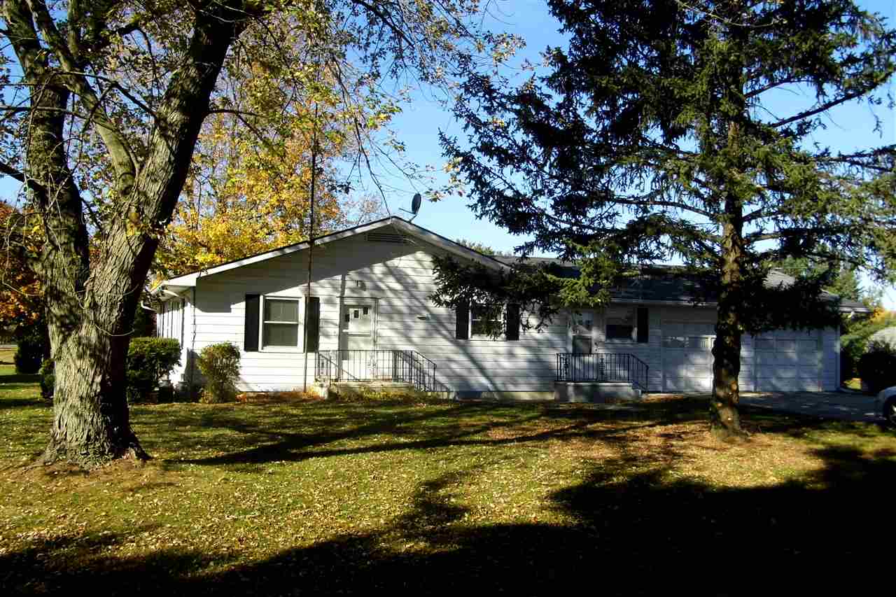 65 West 300 North Howe, IN 46746 - Photo 3 of 25