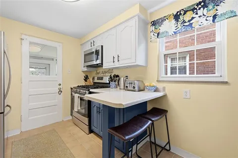 $275,000 | 728 Vallevista Avenue, Pittsburgh, PA 15234