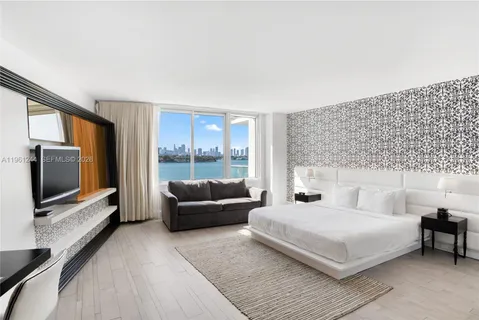 $345,000 | 1100 West Avenue, Unit 408, Miami Beach, FL 33139