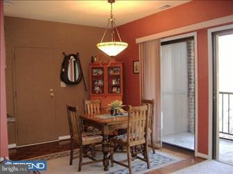 6 F Fairway Road, Unit F Reading, PA 19607 - Photo 2 of 6 Gallery Image 2