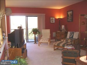 6 F Fairway Road, Unit F Reading, PA 19607 - Photo 3 of 6 Gallery Image 3
