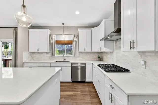 $625,000 | 415 Filipp Lane, Lake St. Louis, MO 63367