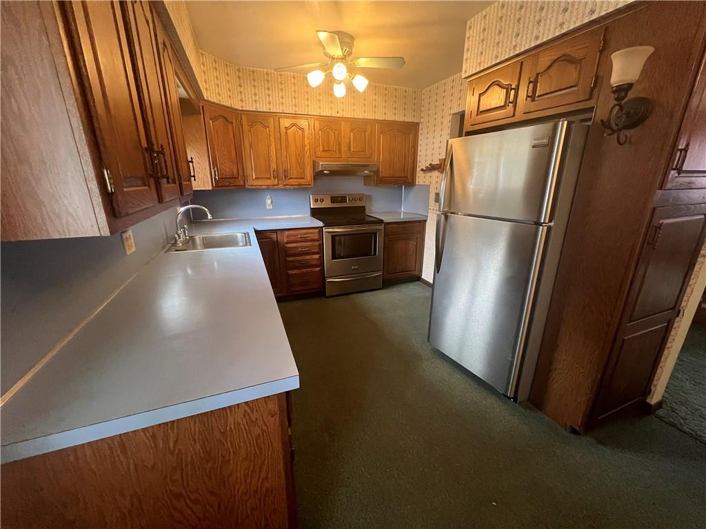 136 Seneca Way New Castle, PA 16102 - Photo 8 of 15