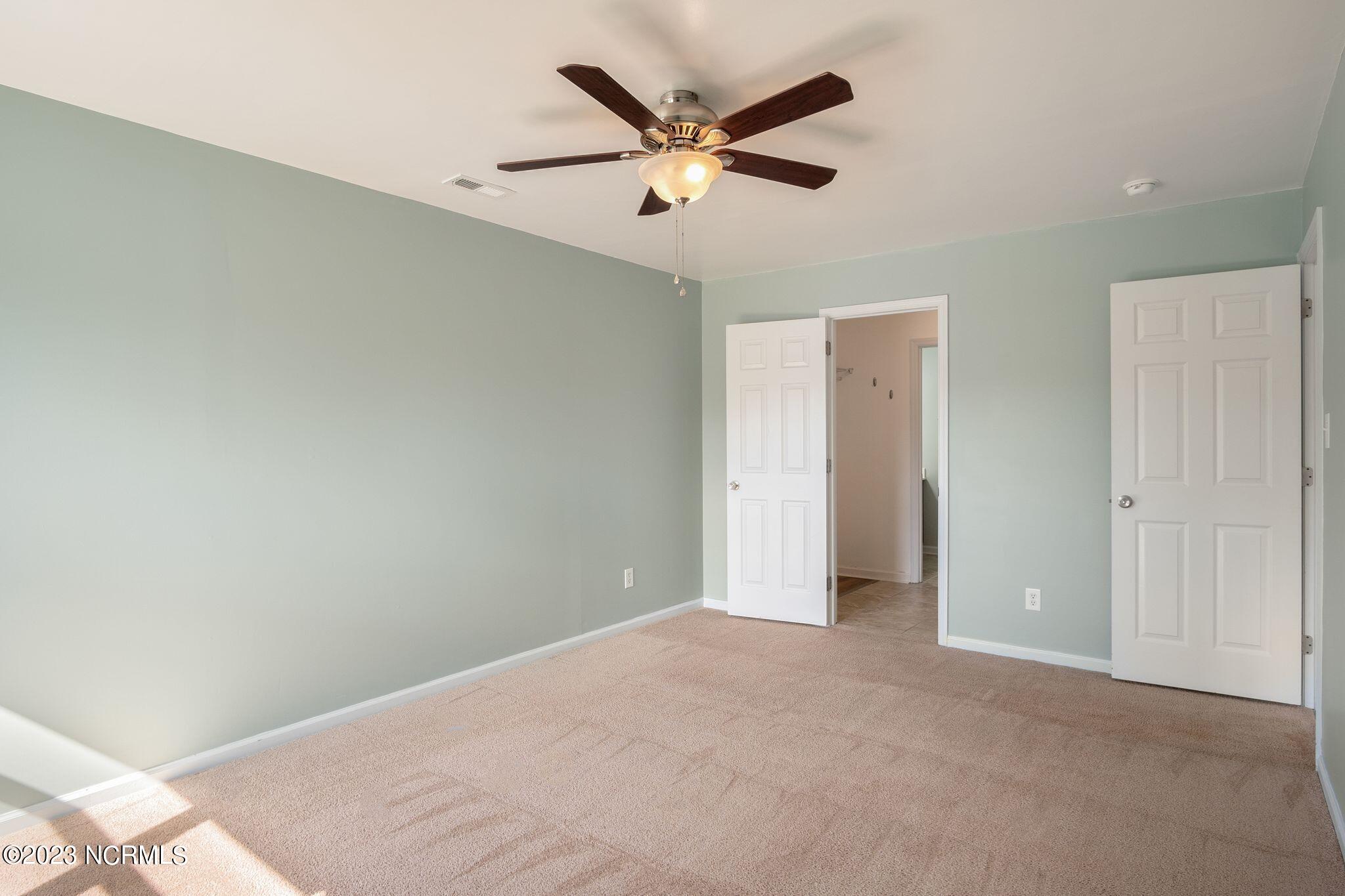 107 Quail Ridge Road Havelock, NC 28532 - Photo 22 of 28 107 Quail Ridge-26