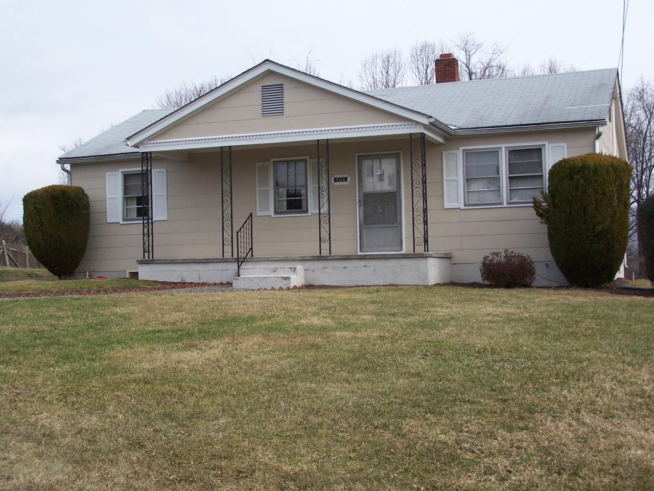 466 Bryant Road Roanoke, VA 24019 - Photo 1 of 8 466 Bryant Rd