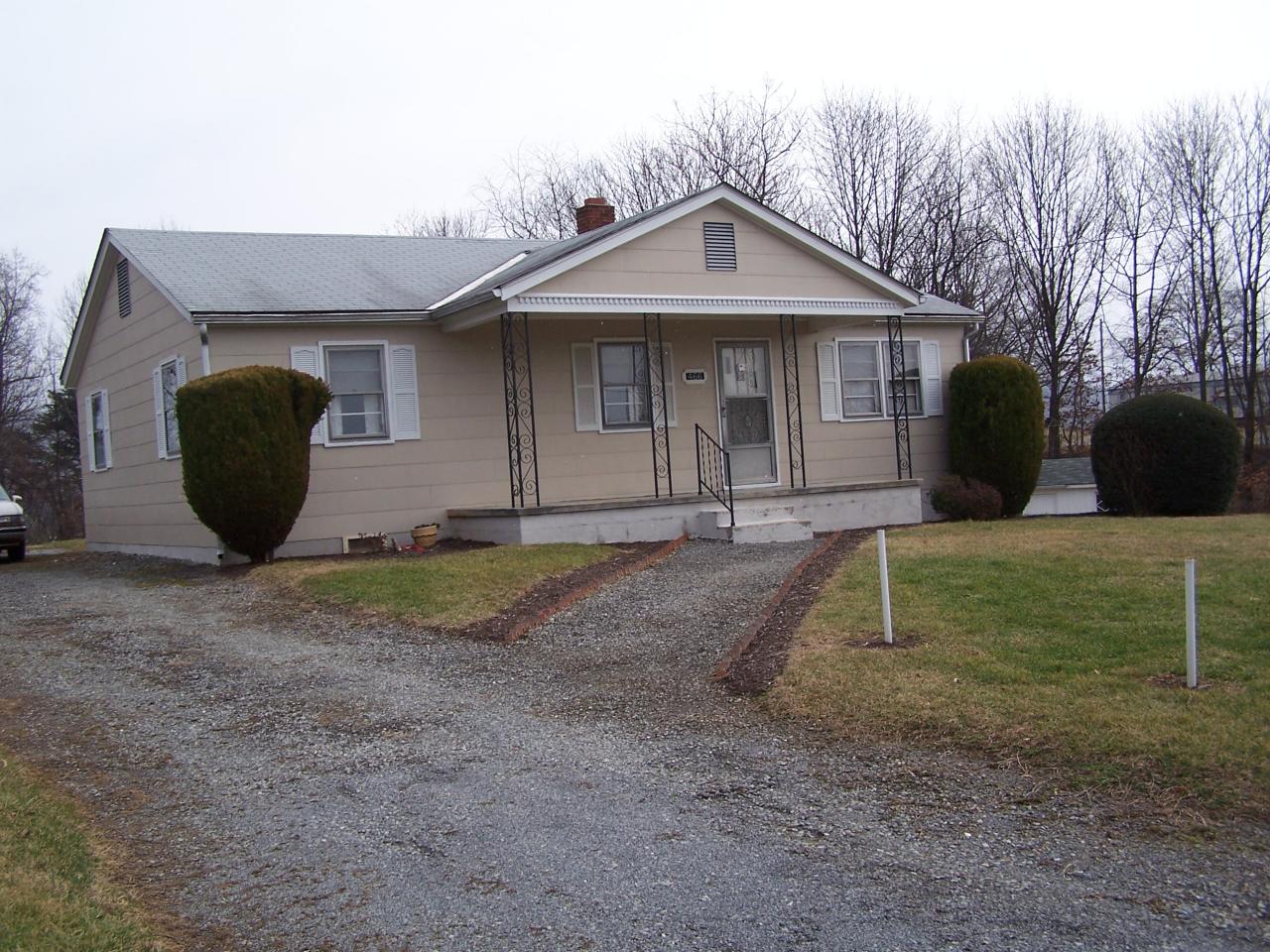 466 Bryant Road Roanoke, VA 24019 - Photo 8 of 8 Exterior