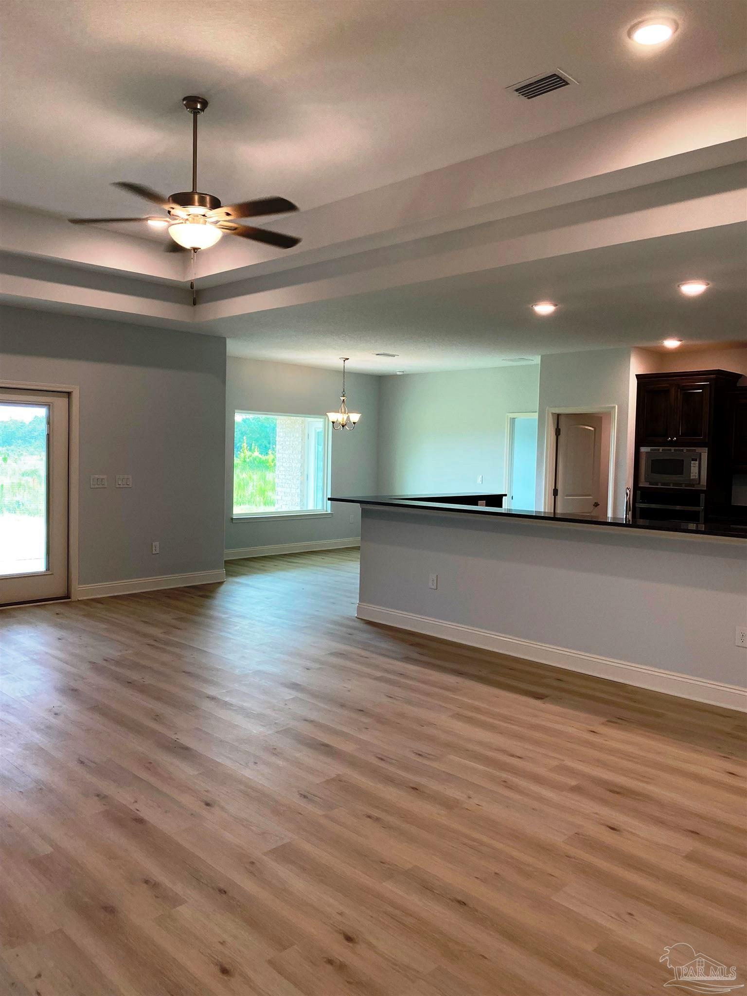 5266 South A Jones Road Milton, FL 32583 - Photo 13 of 34 Open layout is terrific for entertaining.