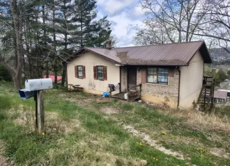 $74,900 | 131 Tower Street, Harrogate, TN 37752