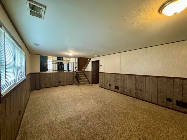 $190,000 | 18013 Park Avenue, Lansing, IL 60438