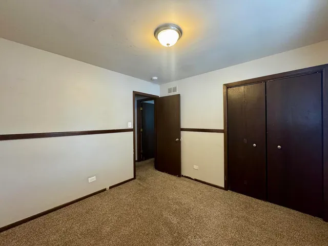 $190,000 | 18013 Park Avenue, Lansing, IL 60438