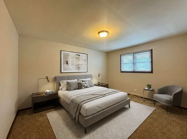 $190,000 | 18013 Park Avenue, Lansing, IL 60438