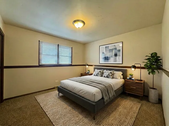 $190,000 | 18013 Park Avenue, Lansing, IL 60438