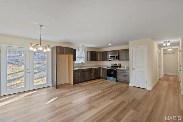 $394,000 | 6650 Shenandoah Drive, Dittmer, MO 63023