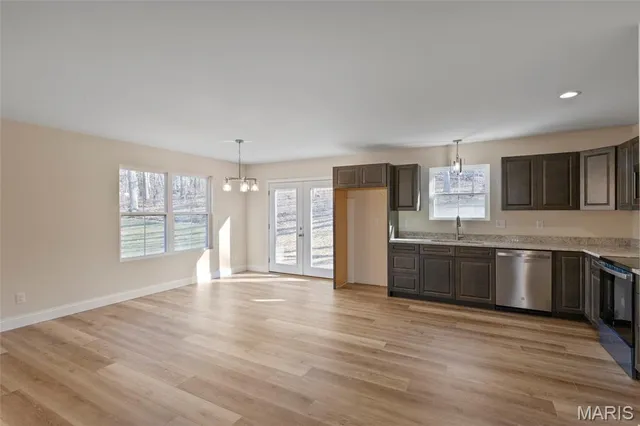 $394,000 | 6650 Shenandoah Drive, Dittmer, MO 63023