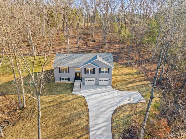 $389,000 | 6650 Shenandoah Drive, Dittmer, MO 63023