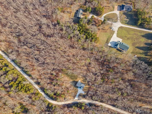 $394,000 | 6650 Shenandoah Drive, Dittmer, MO 63023