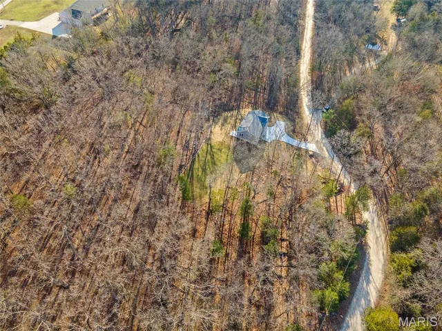 $394,000 | 6650 Shenandoah Drive, Dittmer, MO 63023