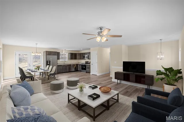 $394,000 | 6650 Shenandoah Drive, Dittmer, MO 63023