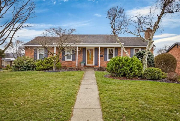 $400,000 | 625 Ray Drive, Carnegie, PA 15106