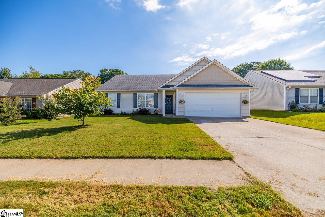 4 Brisbane Drive Fountain Inn, SC 29644 - Photo 4 of 23 Gallery Image 4
