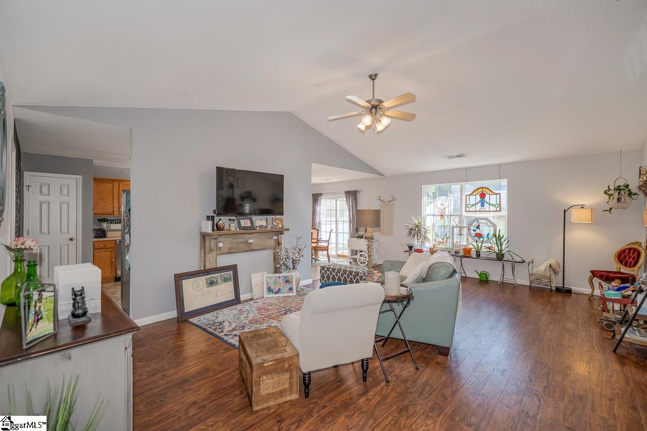 4 Brisbane Drive Fountain Inn, SC 29644 - Photo 6 of 23 Gallery Image 6