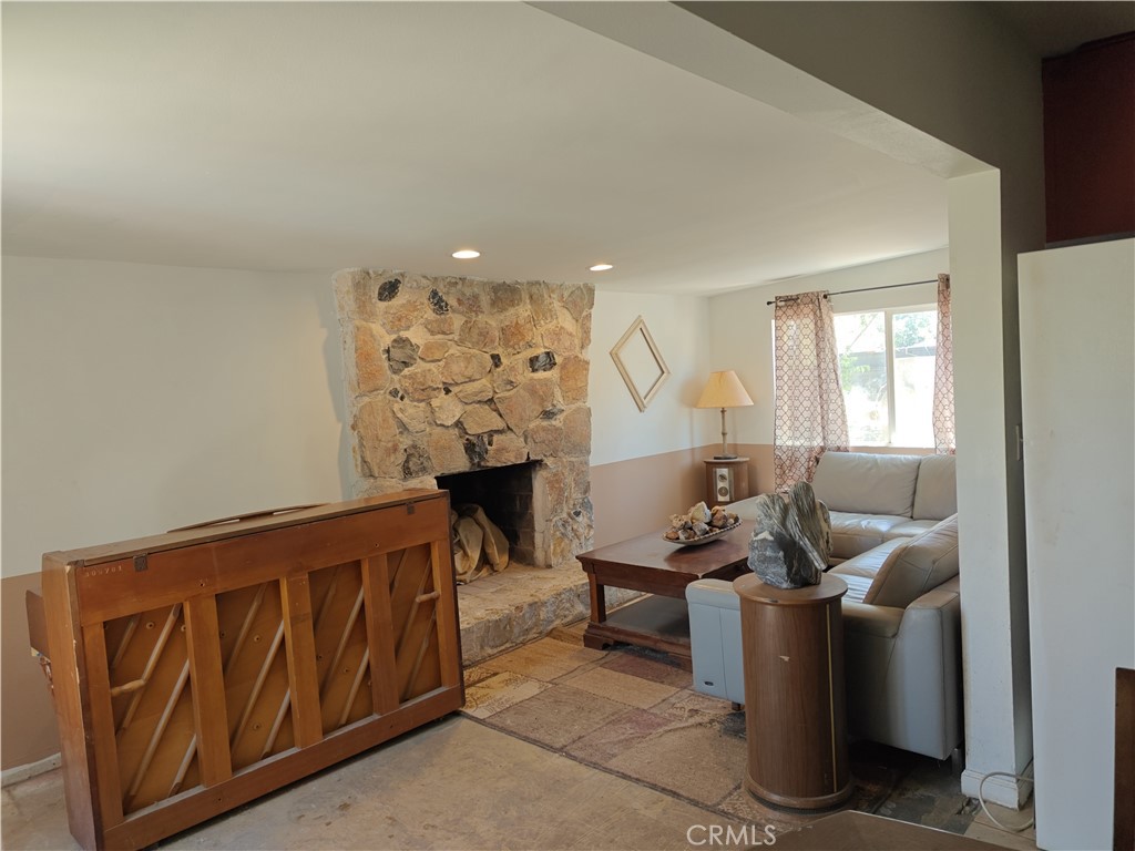 49438 Conejo Road Morongo Valley, CA 92256 - Photo 14 of 18 a view of a livingroom with furniture
