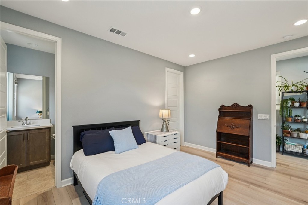 39470 Sagewood Temecula, CA 92591 - Photo 17 of 53 In-law suite with separate bedroom & living area