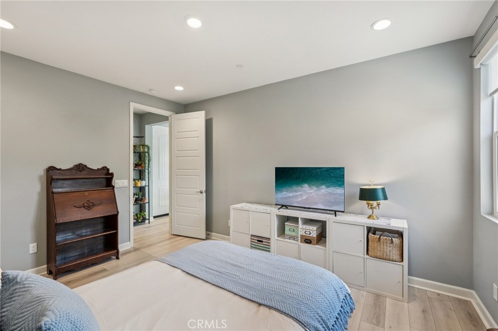 39470 Sagewood Temecula, CA 92591 - Photo 18 of 53 In-law suite with separate bedroom & living area