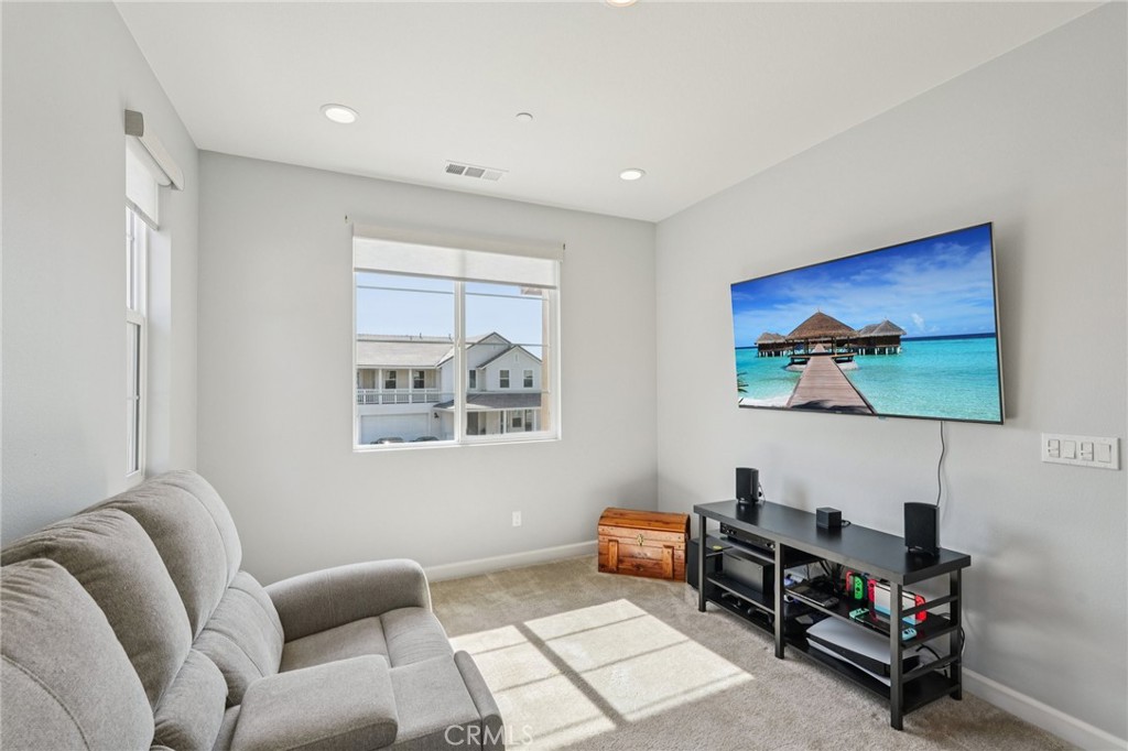 39470 Sagewood Temecula, CA 92591 - Photo 21 of 53 Spacious upstairs loft