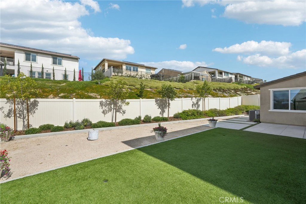 39470 Sagewood Temecula, CA 92591 - Photo 37 of 53 Low-maintenance turf & landscaping