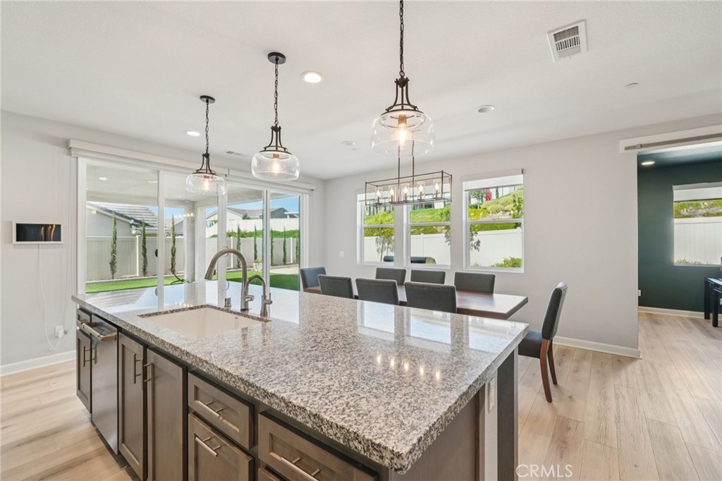 39470 Sagewood Temecula, CA 92591 - Photo 9 of 53 Large island with seating