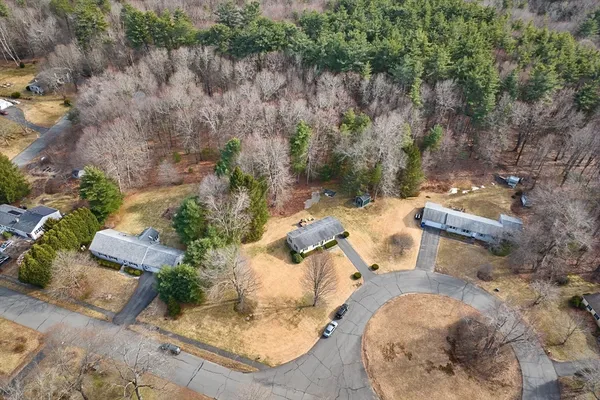 $415,000 | 46 Deepwoods Drive, Amherst, MA 01002