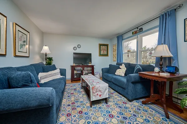 $415,000 | 46 Deepwoods Drive, Amherst, MA 01002