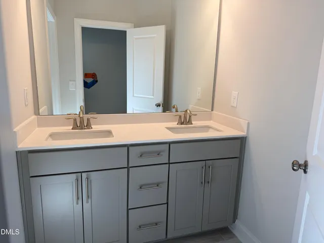 $3,200 | 112 Corapeake Way, Apex, NC 27539